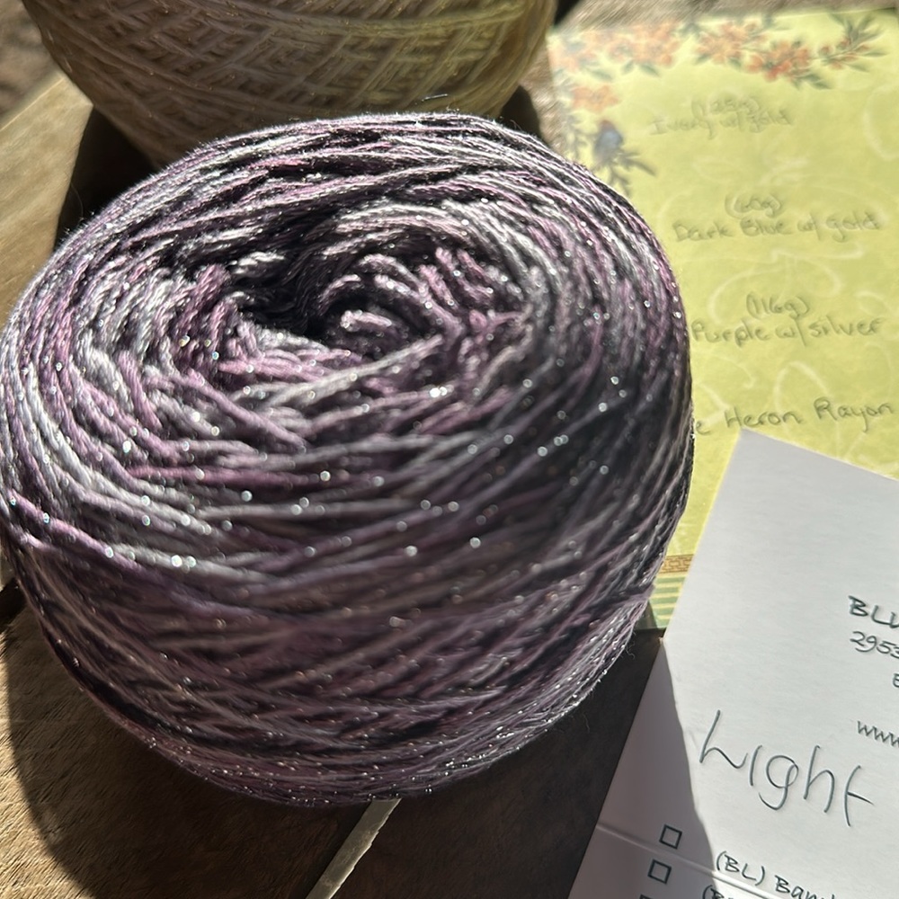Luxury Blue Heron Rayon Metallic yarn - Picture 4 of 7